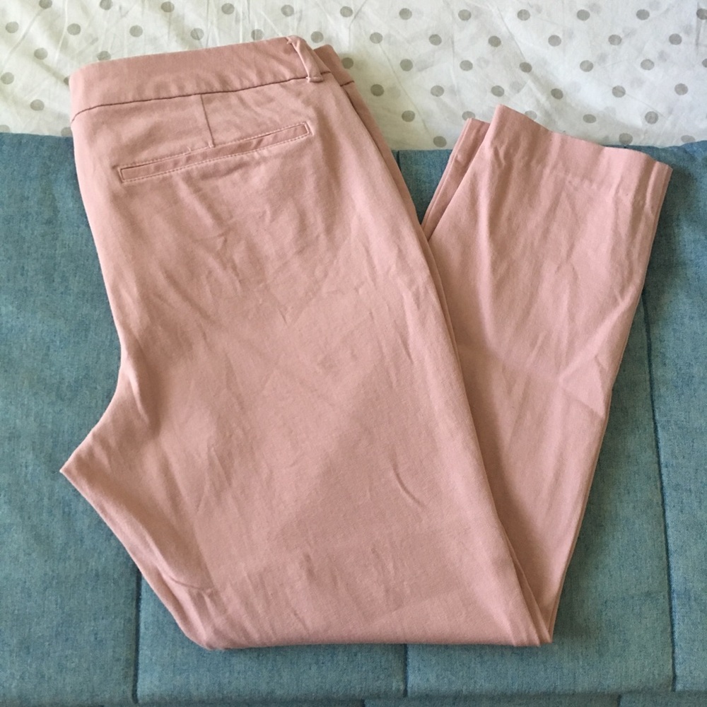 Old Navy Blush Pink Pixie Ankle Pants